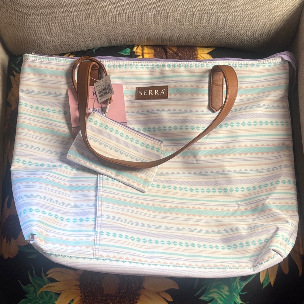 Serra Spring Tote with Coin Purse
